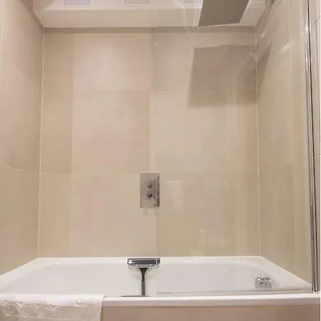 Westminster 1 Bed Apt With Terrace London Exterior photo